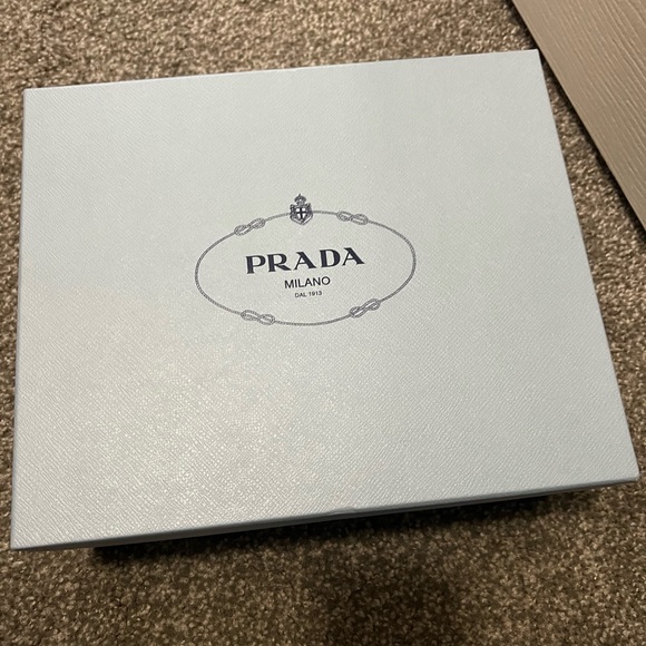 Prada crisscross platform sandal - Picture 8 of 15